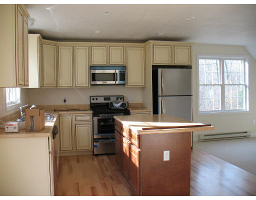 31 Chocolog Road Uxbridge, MA 01569 - Photo 4 of 12 Gallery Image 4
