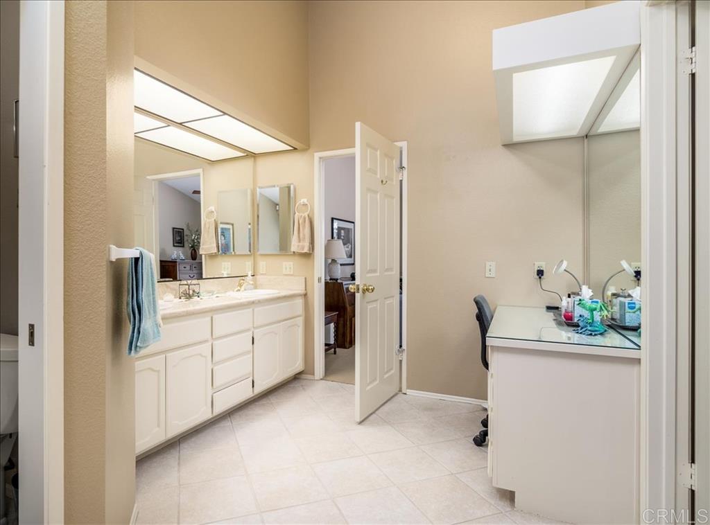 1530 Ventana Drive Escondido, CA 92029 - Photo 11 of 25