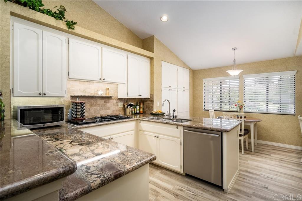 1530 Ventana Drive Escondido, CA 92029 - Photo 16 of 25