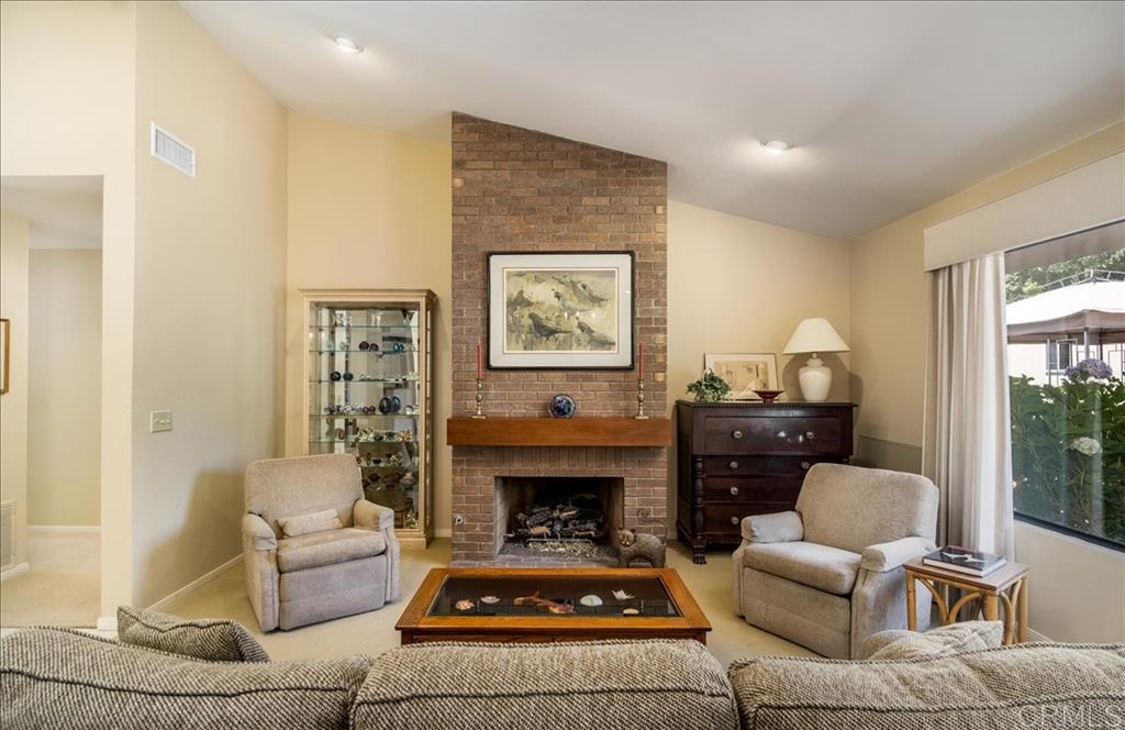 1530 Ventana Drive Escondido, CA 92029 - Photo 4 of 25