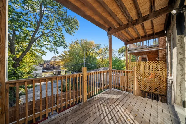 $1,850 | 3037 West Lexington Street, Unit 1, Chicago, IL 60612