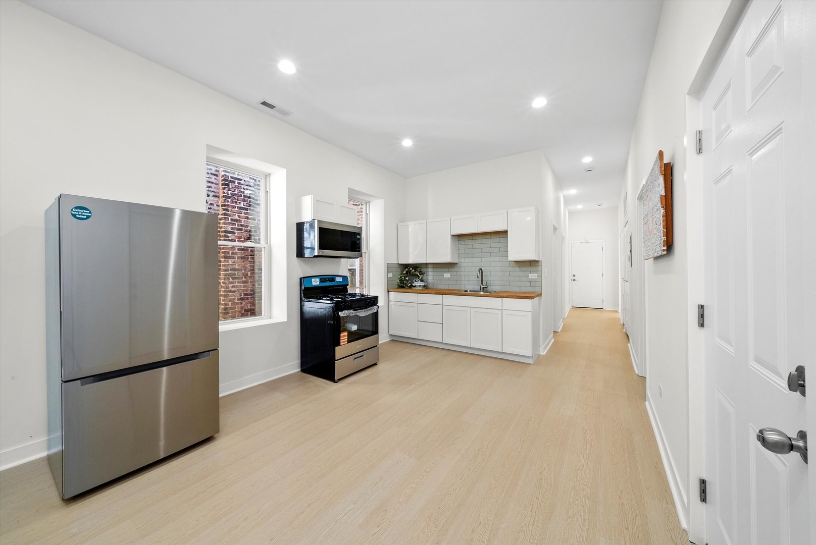 3037 West Lexington Street, Unit 1 Chicago, IL 60612 - Photo 8 of 16