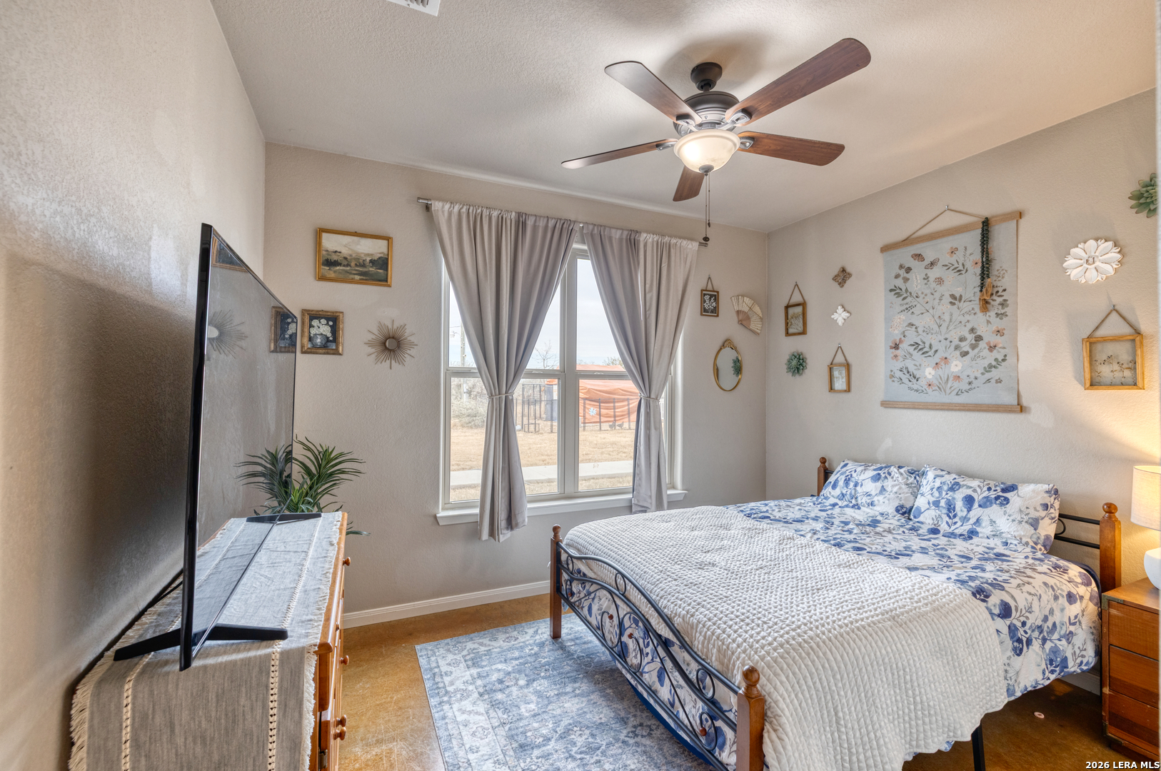 241 Marsh Lane Uvalde, TX 78801 - Photo 17 of 40