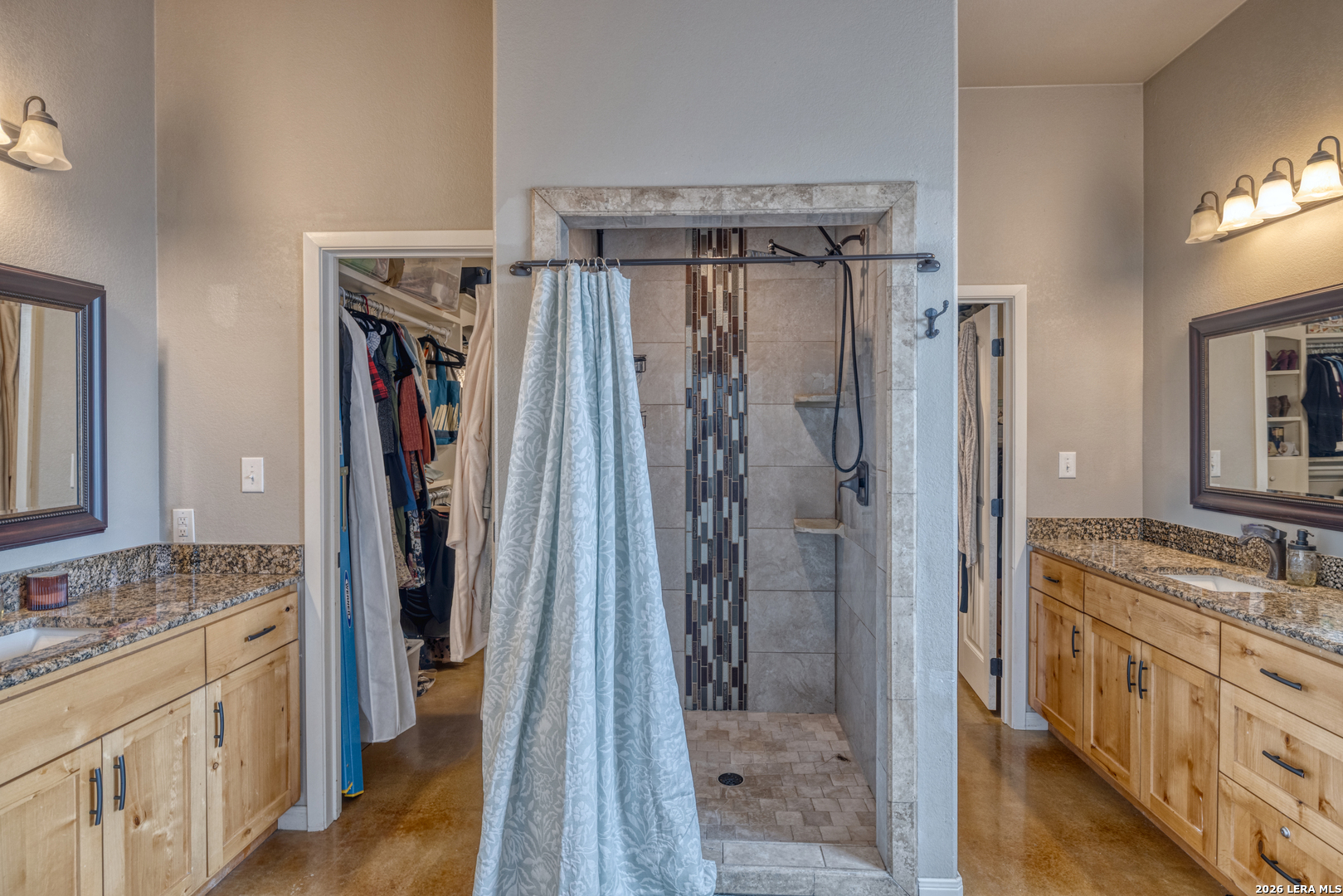 241 Marsh Lane Uvalde, TX 78801 - Photo 27 of 40