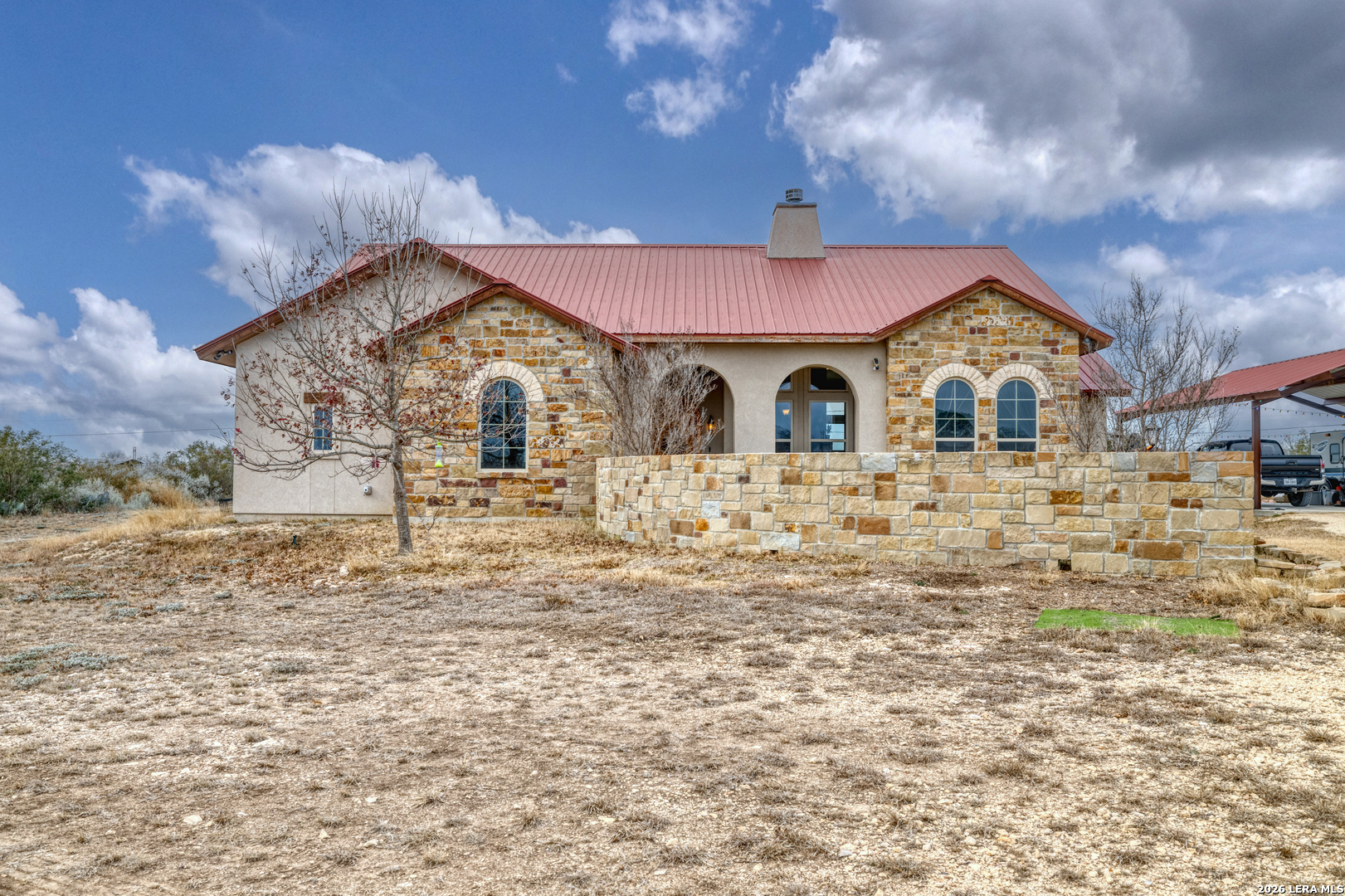 241 Marsh Lane Uvalde, TX 78801 - Photo 4 of 40