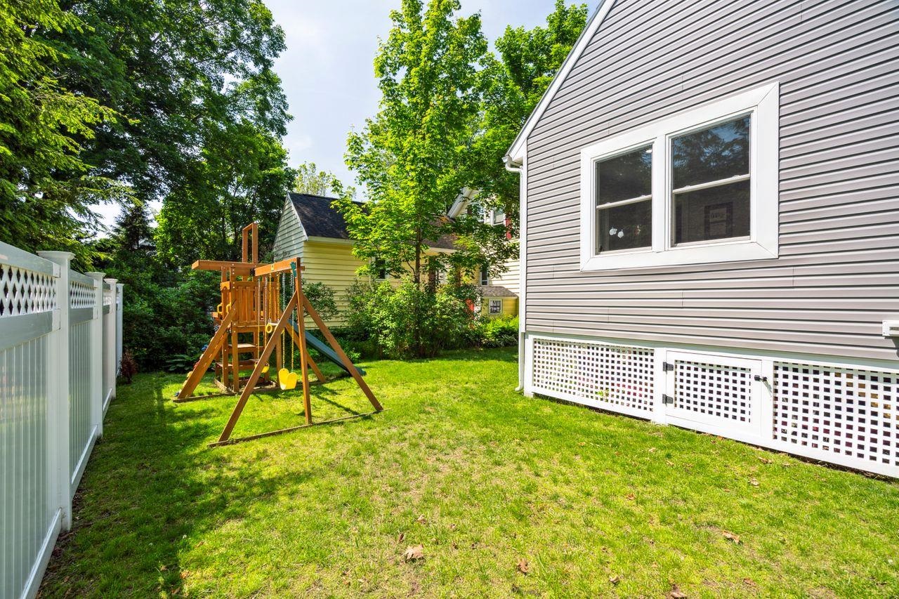 7 School Street Exeter, NH 03833 - Photo 46 of 46 Gallery Image 46
