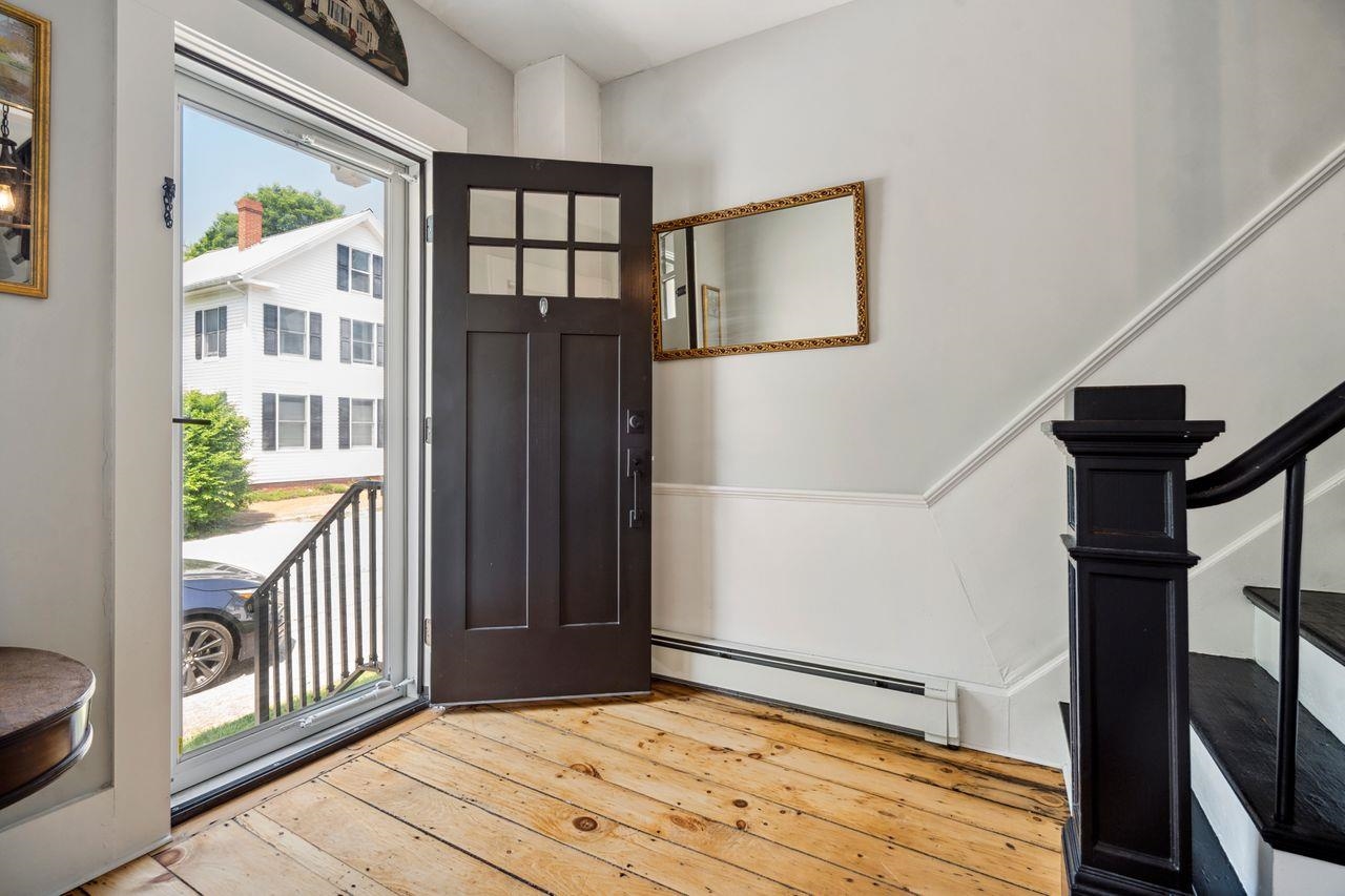 7 School Street Exeter, NH 03833 - Photo 5 of 46 Gallery Image 5