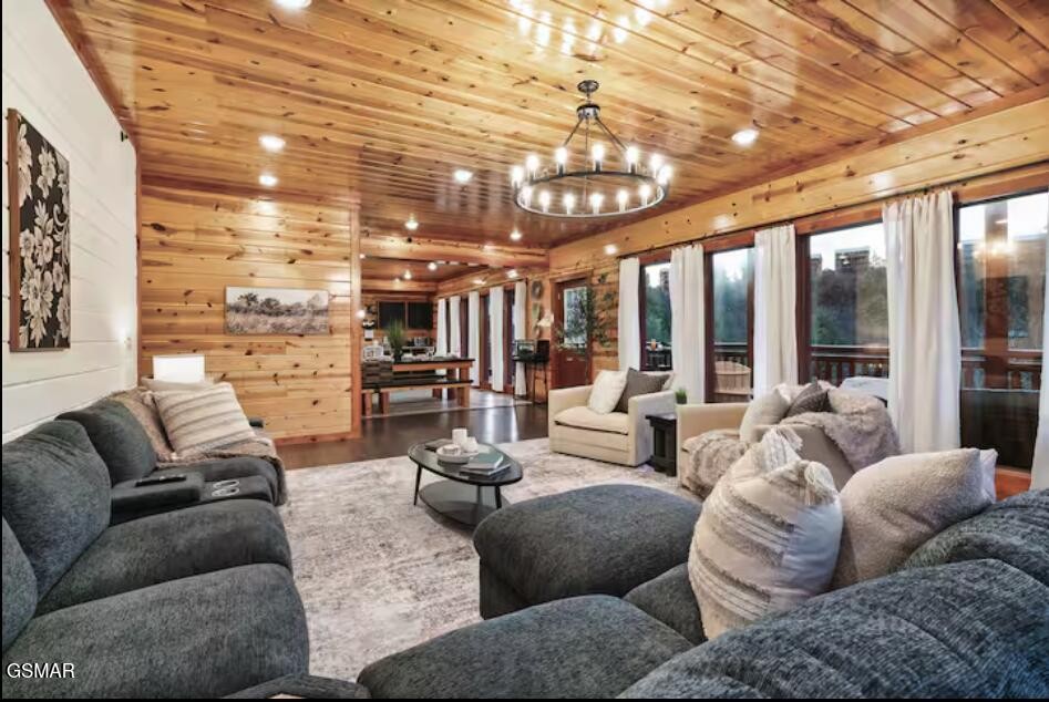 3328 Smoky Ridge Way Sevierville, TN 37862 - Photo 4 of 66 Gallery Image 4