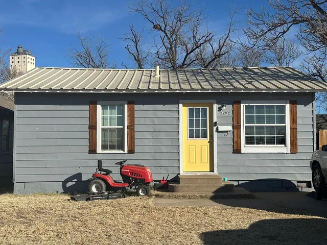 $142,500 | 510 West 12th, Plainview, TX 79072