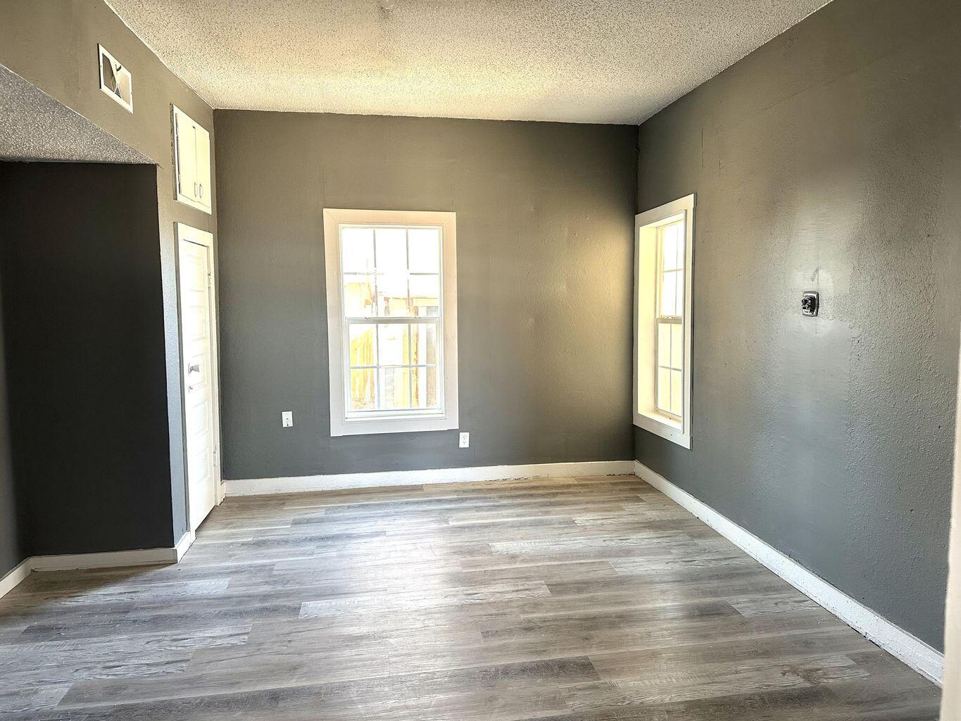 510 West 12th Plainview, TX 79072 - Photo 5 of 17 5