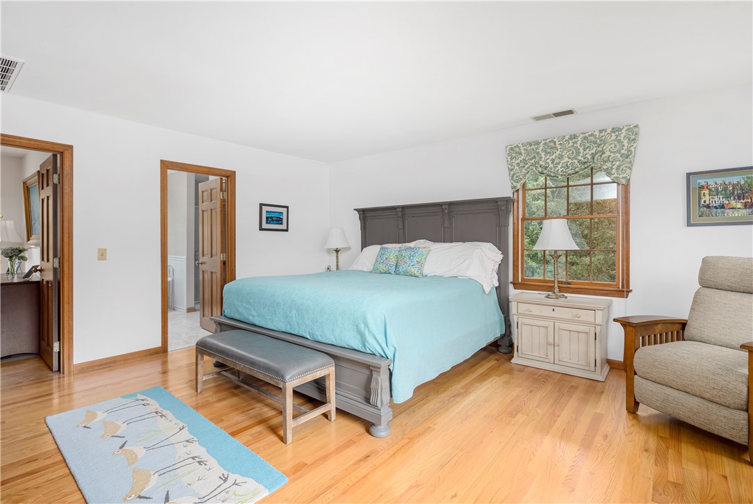 60 Arrowhead Way Warwick, RI 02886 - Photo 20 of 36