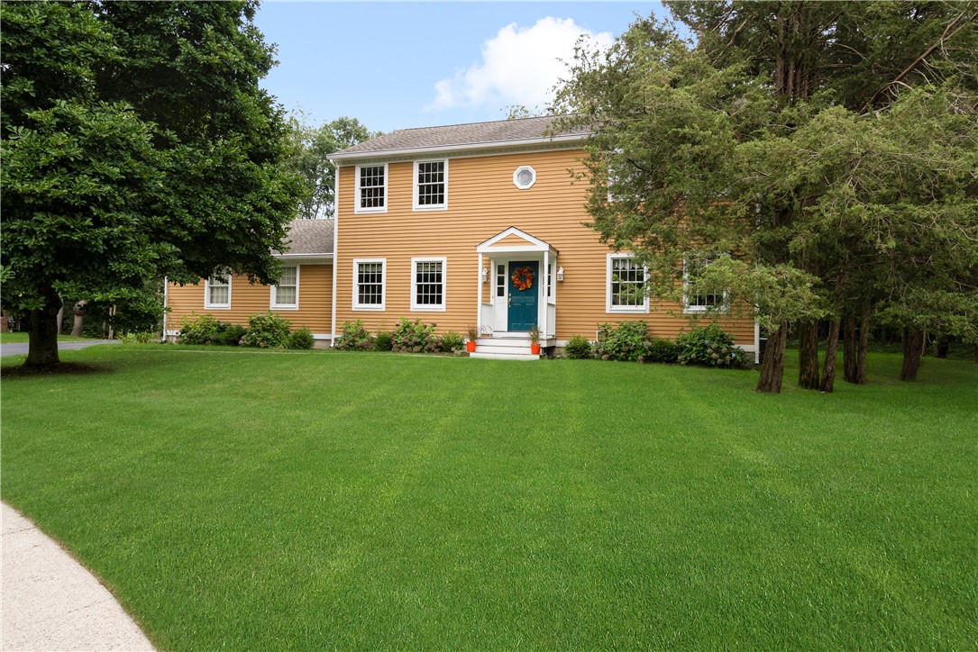 60 Arrowhead Way Warwick, RI 02886 - Photo 2 of 36