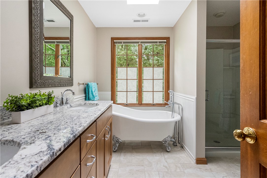 60 Arrowhead Way Warwick, RI 02886 - Photo 22 of 36