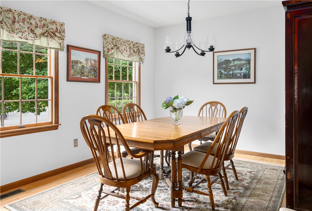 60 Arrowhead Way Warwick, RI 02886 - Photo 6 of 36