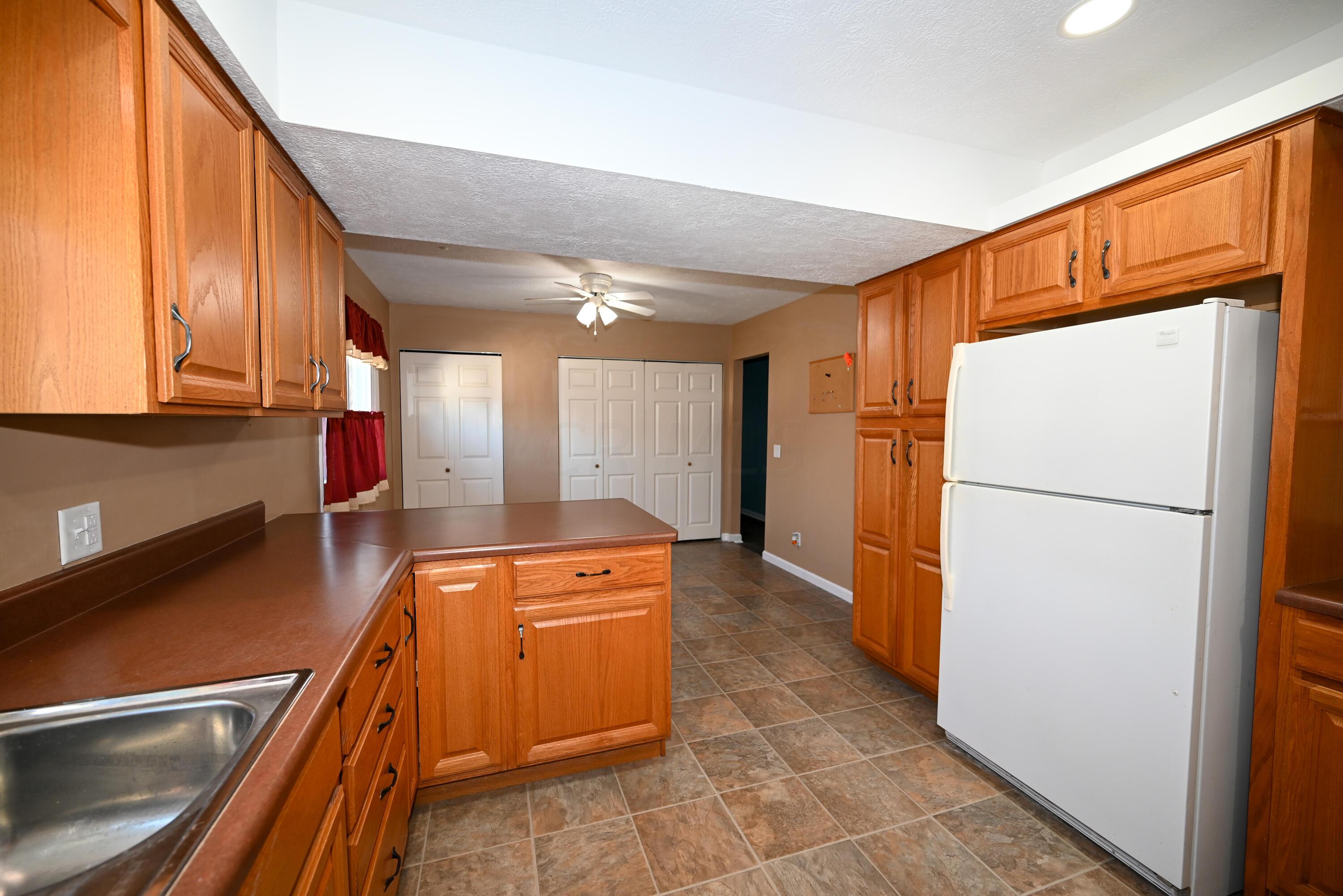 1420 Crissinger Road Marion, OH 43302 - Photo 20 of 73 17