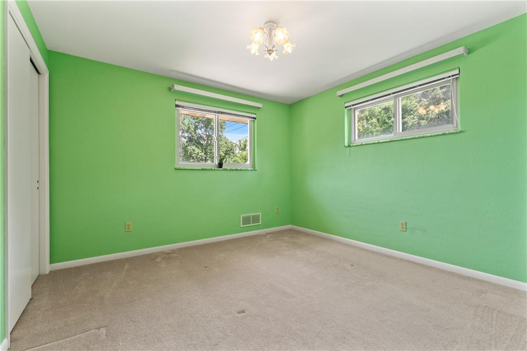 178 Reed Drive Pittsburgh, PA 15205 - Photo 15 of 25 Gallery Image 15