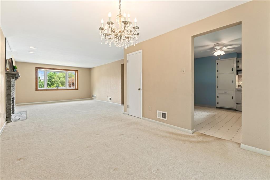 178 Reed Drive Pittsburgh, PA 15205 - Photo 7 of 25 Gallery Image 7