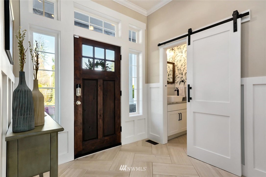 4458 Preston-Fall City Road Southeast Fall City, WA 98024 - Photo 18 of 40 a view of entryway with a front door