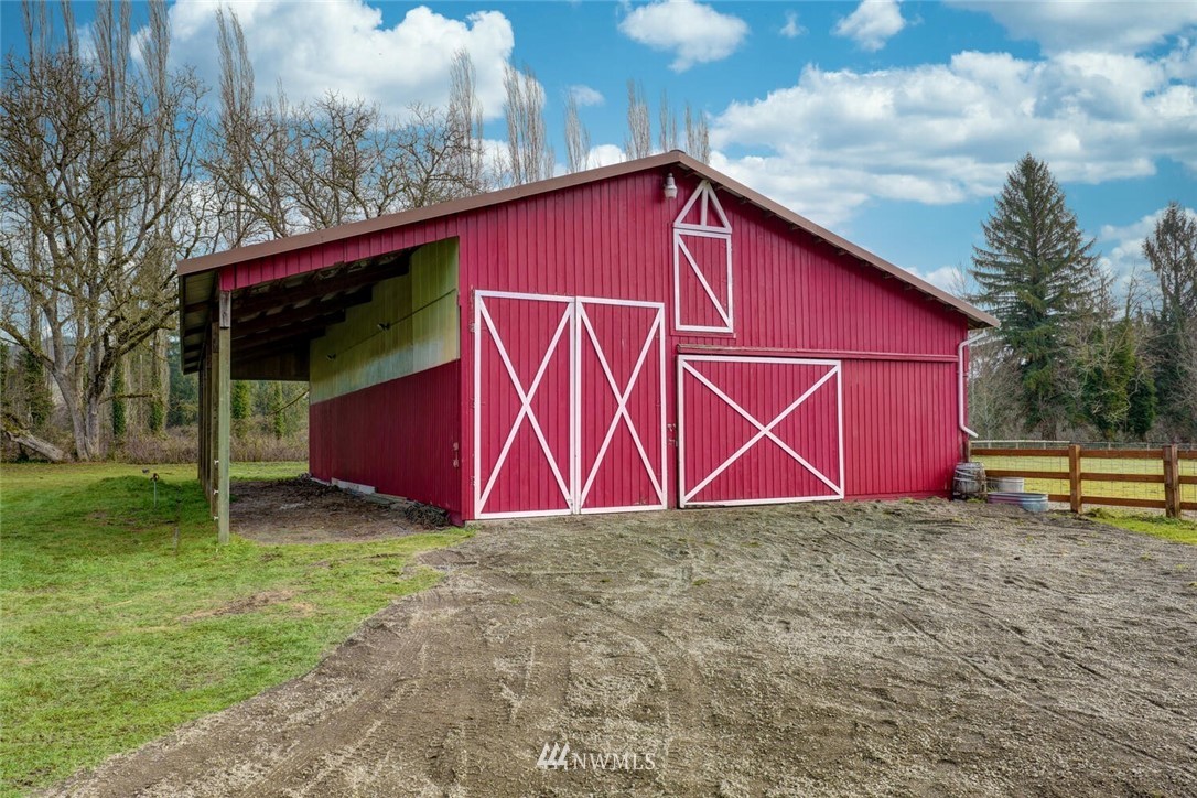 4458 Preston-Fall City Road Southeast Fall City, WA 98024 - Photo 32 of 40 a view of outdoor space and backyard