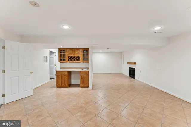 $1,150,000 | 7840 Preakness Lane, Fairfax Station, VA 22039