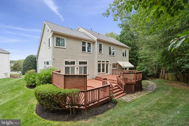 $1,150,000 | 7840 Preakness Lane, Fairfax Station, VA 22039