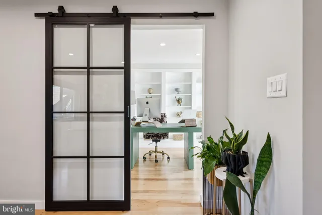 $340,000 | 18200 Windsor Hill Drive, Unit 301B, Olney, MD 20832