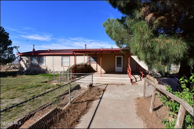 $250,000 | 7950 Onyx Court, Las Cruces, NM 88012