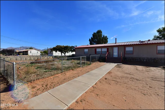 $250,000 | 7950 Onyx Court, Las Cruces, NM 88012