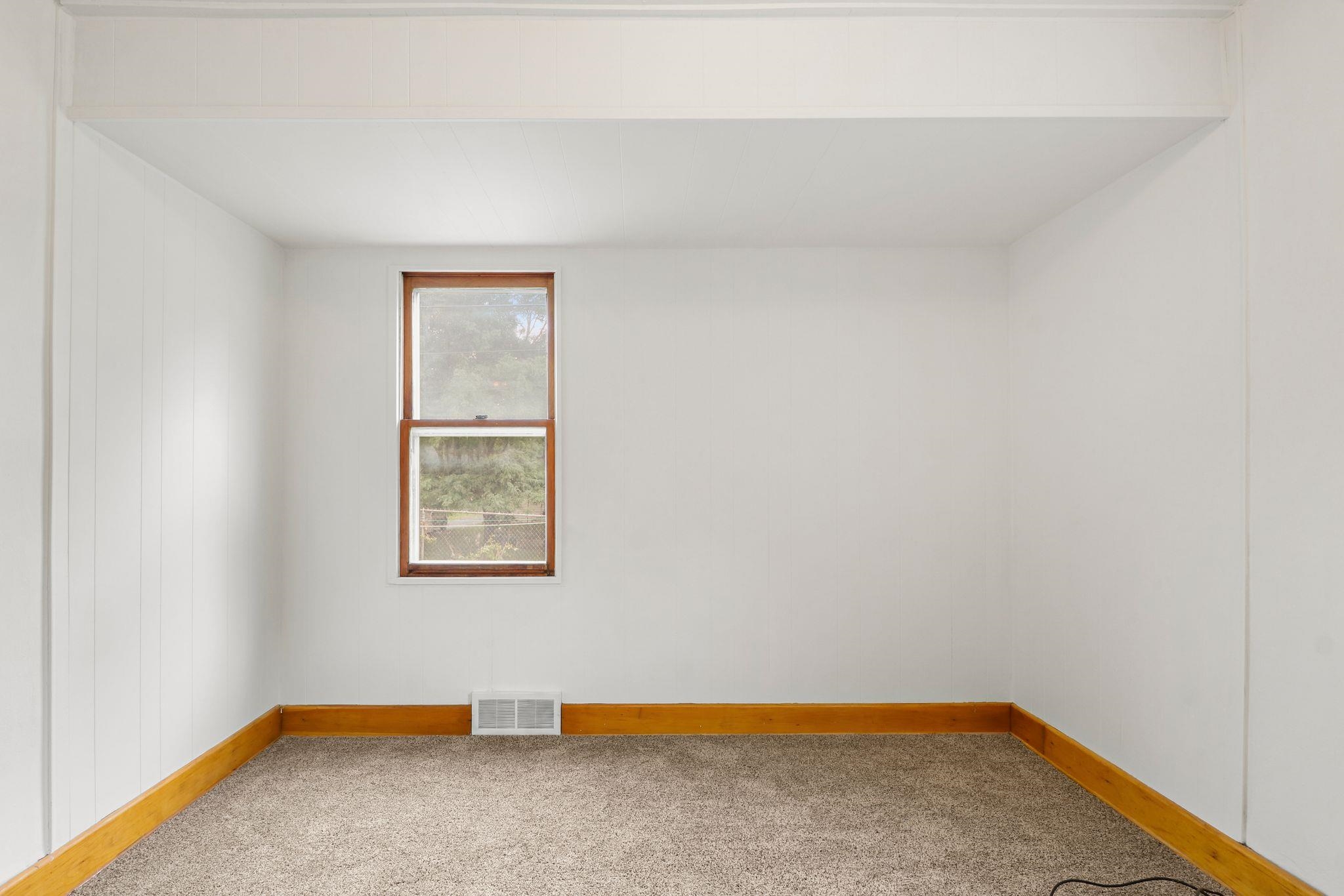 3570 Ridgeway Avenue Madison, WI 53704 - Photo 32 of 36 Gallery Image 32