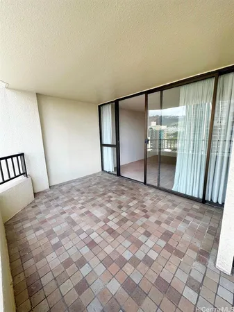 $3,000 | 55 South Judd Street, Unit 2107, Honolulu, HI 96817