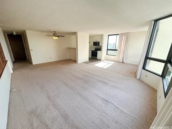$3,000 | 55 South Judd Street, Unit 2107, Honolulu, HI 96817