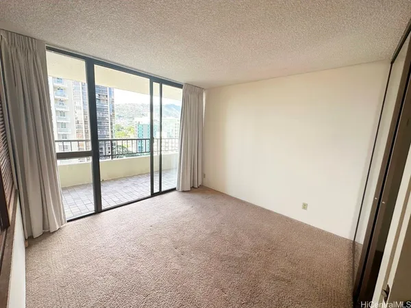 $3,000 | 55 South Judd Street, Unit 2107, Honolulu, HI 96817