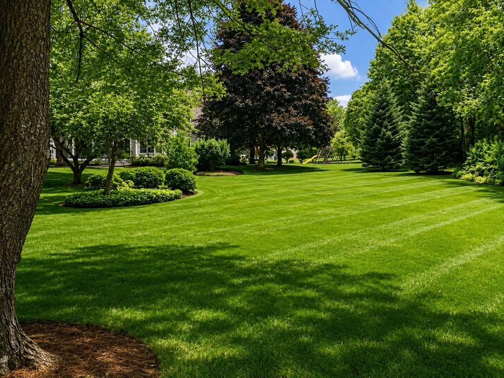 4 Lasallette Road Westford, MA 01886 - Photo 2 of 25