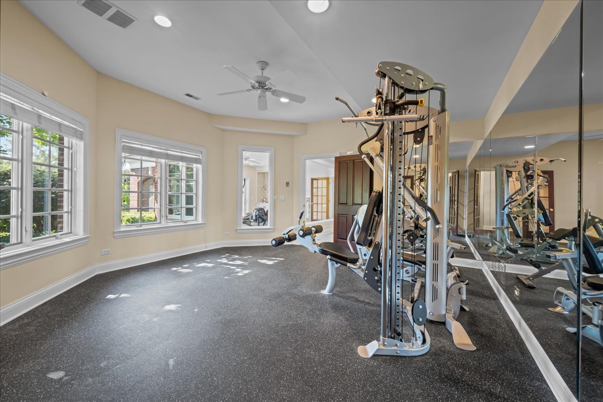 36W555 Stoneleat Road St. Charles, IL 60175 - Photo 59 of 76 Gallery Image 59