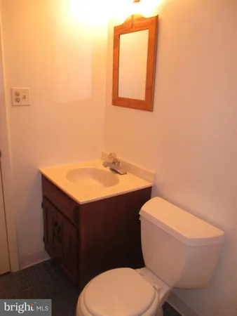 $2,950 | 19601 Sparr Spring Road, Gaithersburg, MD 20886