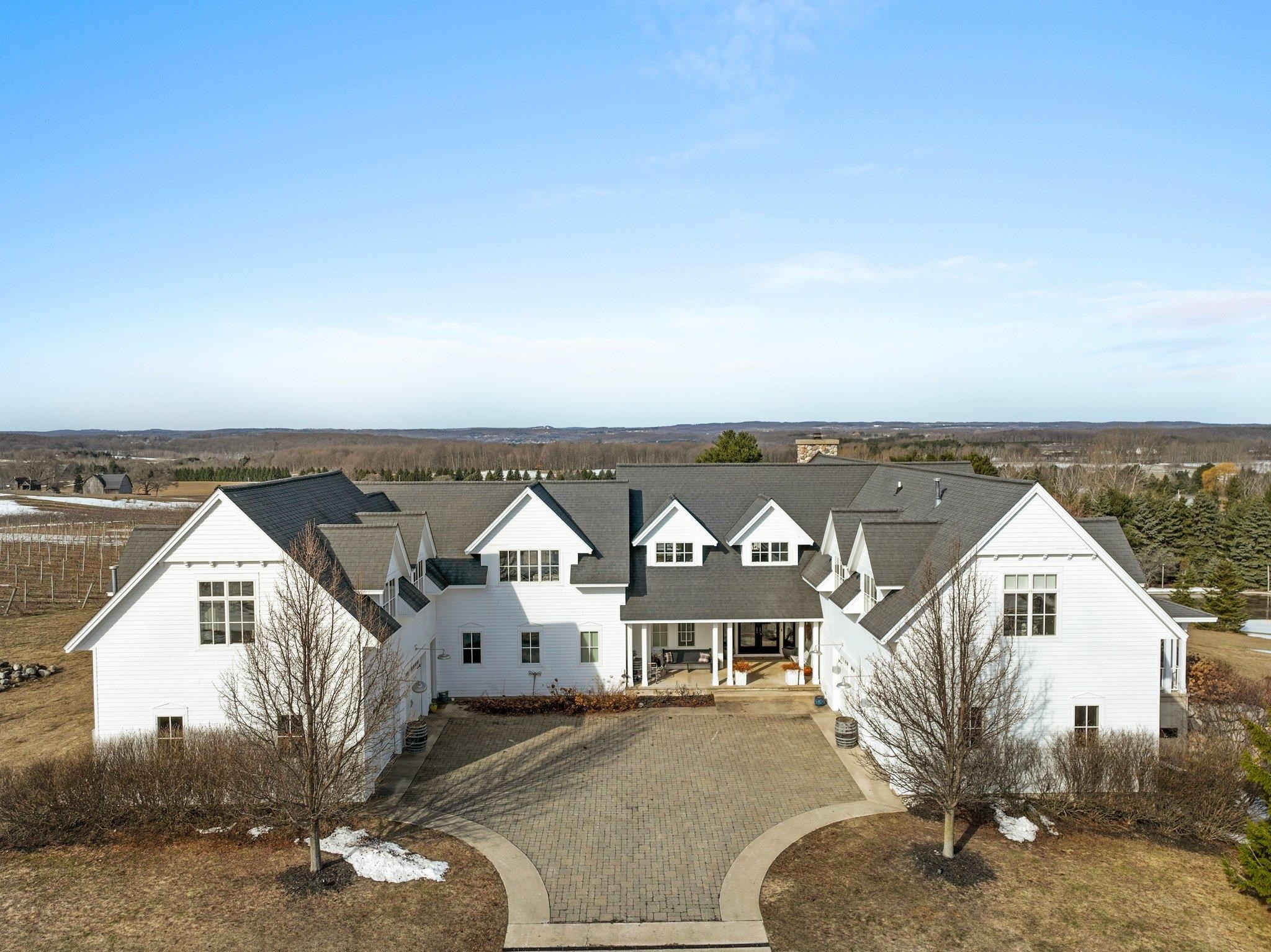 10292 East Fort Road, Unit 1 Suttons Bay, MI 49682 - Photo 87 of 95 Gallery Image 87