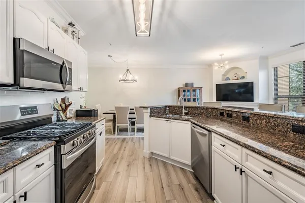 $450,000 | 2749 Via Cipriani, Unit 1023B, Clearwater, FL 33764