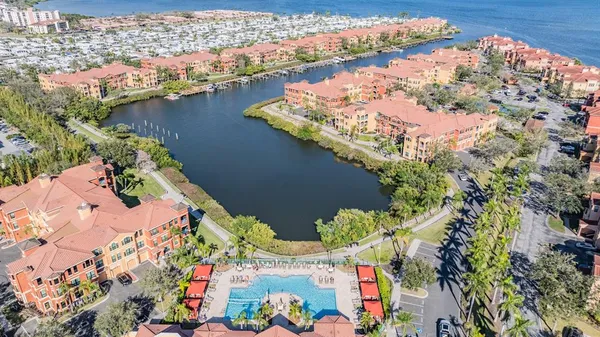 $450,000 | 2749 Via Cipriani, Unit 1023B, Clearwater, FL 33764