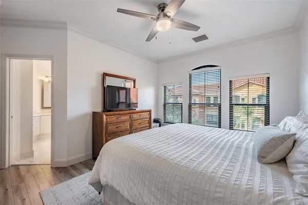 $450,000 | 2749 Via Cipriani, Unit 1023B, Clearwater, FL 33764