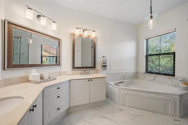 $450,000 | 2749 Via Cipriani, Unit 1023B, Clearwater, FL 33764