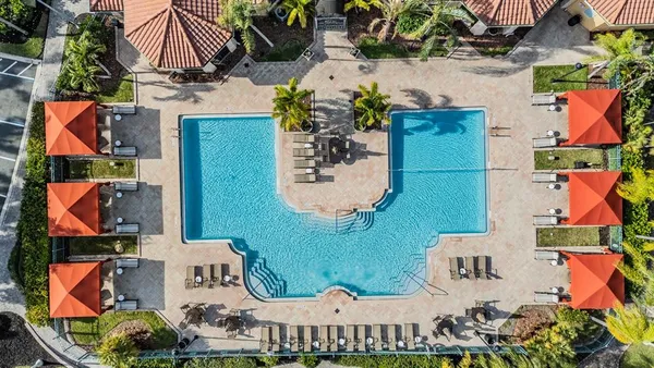 $450,000 | 2749 Via Cipriani, Unit 1023B, Clearwater, FL 33764