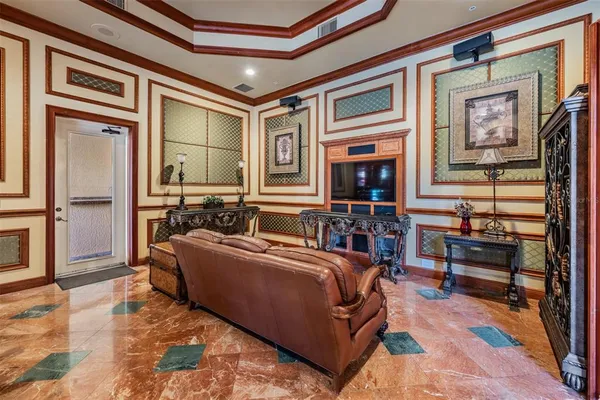 $450,000 | 2749 Via Cipriani, Unit 1023B, Clearwater, FL 33764