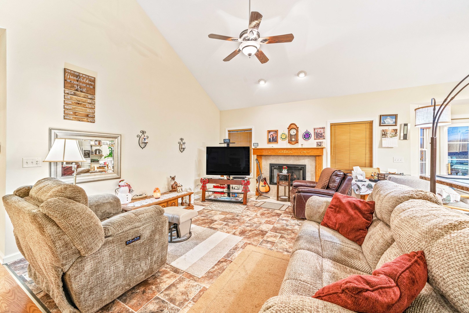 3940 East 550th Road Mendota, IL 61342 - Photo 5 of 26