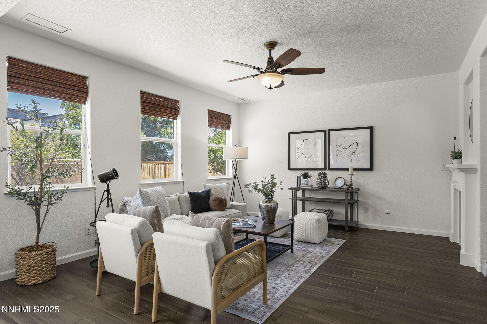 11135 Messina Way Reno, NV 89521 - Photo 13 of 31 a living room with furniture and a window