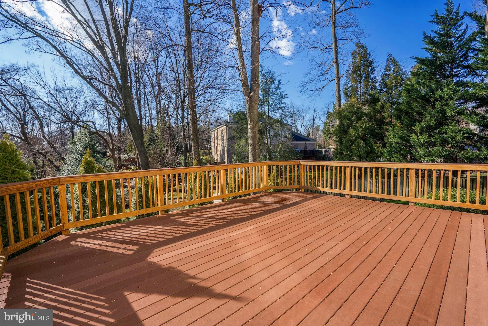 7915 Foxhound Road McLean, VA 22102 - Photo 18 of 19 Deck off of Family Room