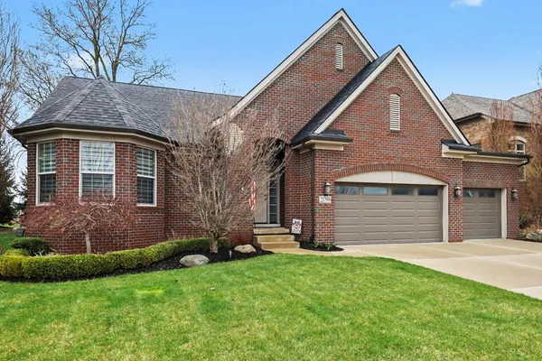 $689,900 | 21799 Christenbury Creek Boulevard, Macomb, MI 48044