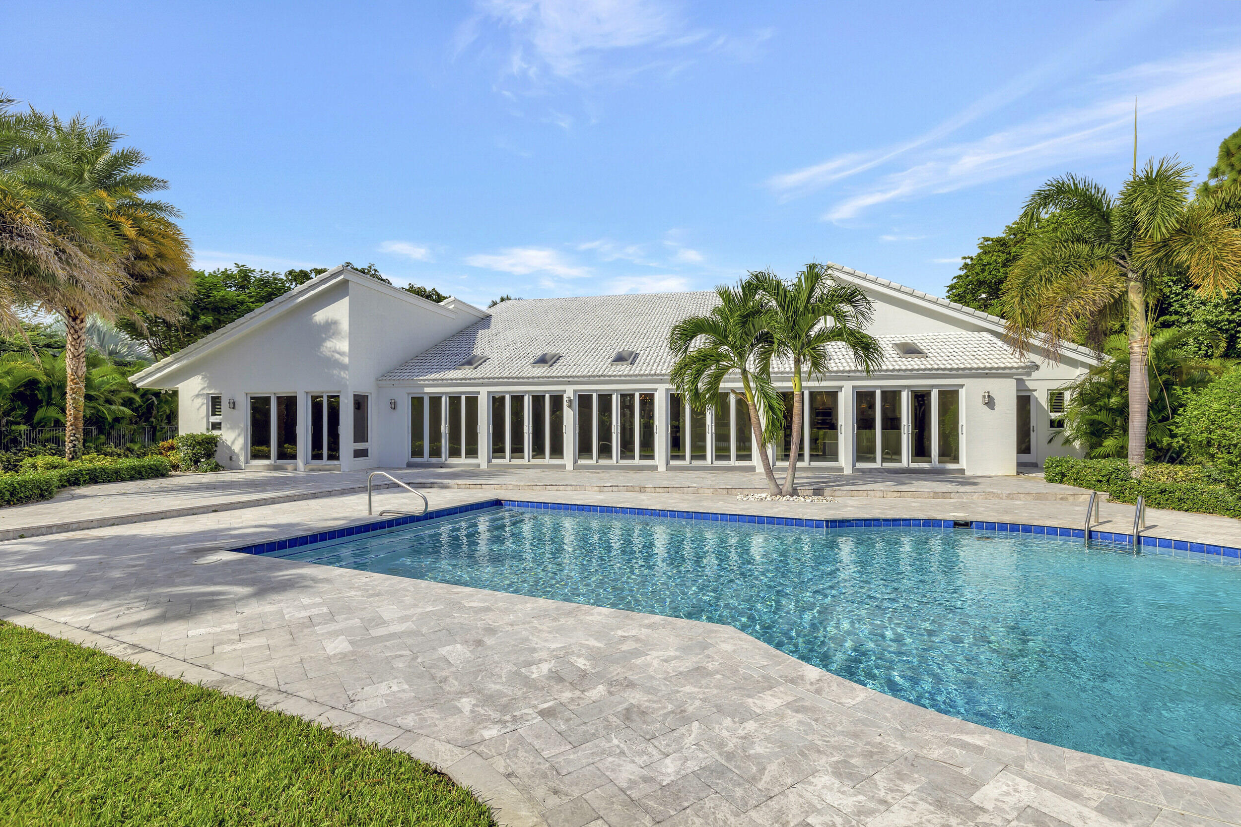 355 Oakview Drive Delray Beach, FL 33445 - Photo 20 of 92 3W7A3189