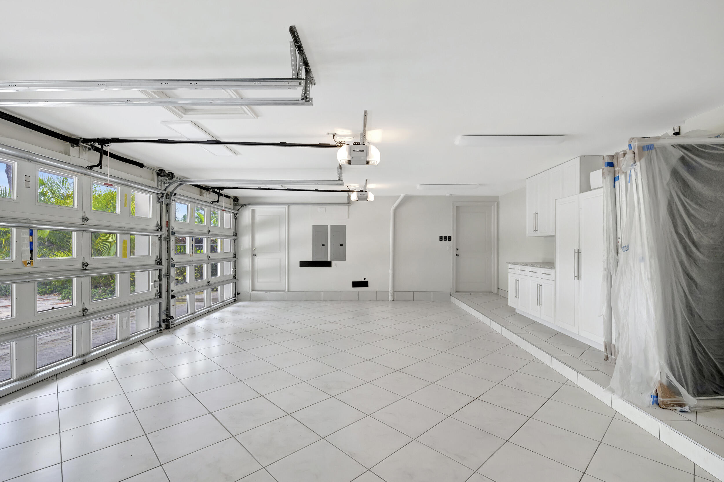 355 Oakview Drive Delray Beach, FL 33445 - Photo 37 of 92 3W7A3294