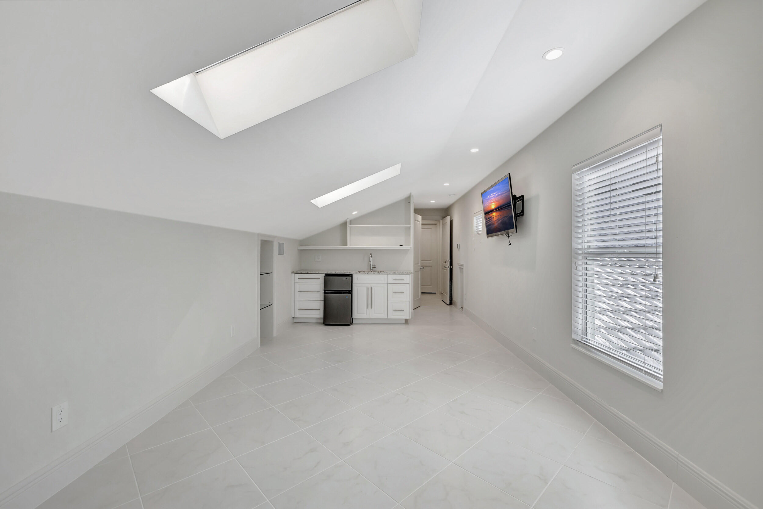 355 Oakview Drive Delray Beach, FL 33445 - Photo 71 of 92 3W7A3069