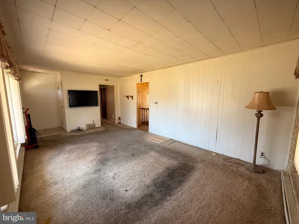 $225,000 | 419 Iowa Avenue, Delanco, NJ 08075